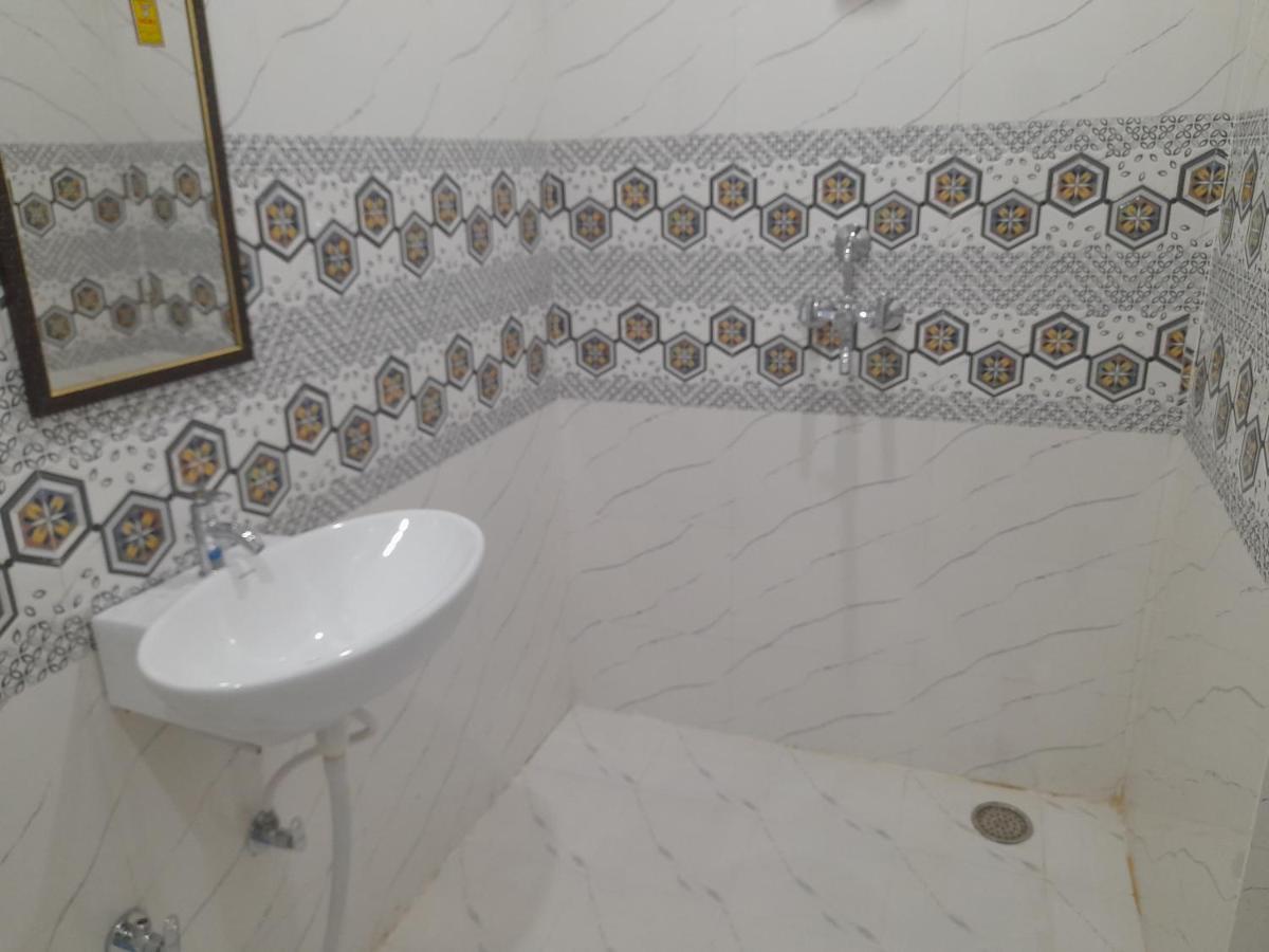 Rudraksha Guest House Varanasi Eksteriør bilde