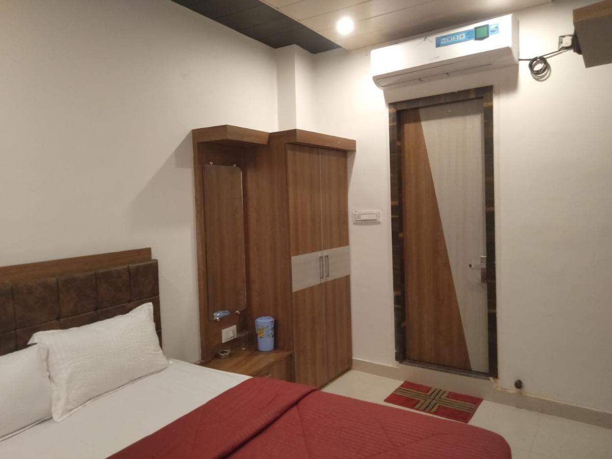 Rudraksha Guest House Varanasi Eksteriør bilde